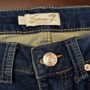 SOLD NWT....SEVEN DISTRESSED DENIM CROPPED CAPRI